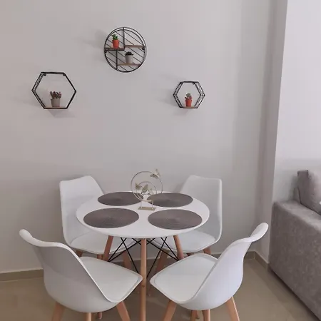Апартаменты Cozy Gold Appartment#free Parking#